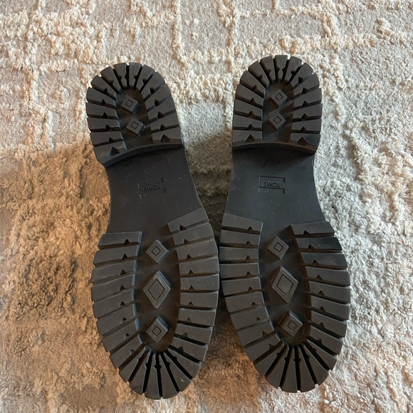 TOMS Cara Loafers Black Sz 8 - Picture 5 of 6